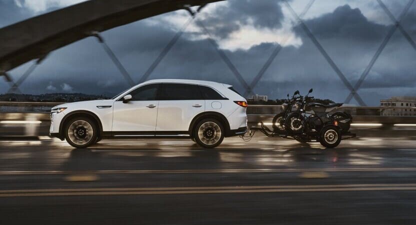 You are currently viewing CX-90 PHEV. El primer híbrido enchufable de Mazda.