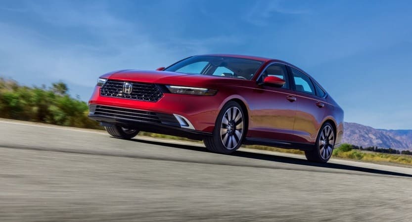 You are currently viewing Honda Accord Híbrido 2023. Retocar la fórmula sin perder el encanto.