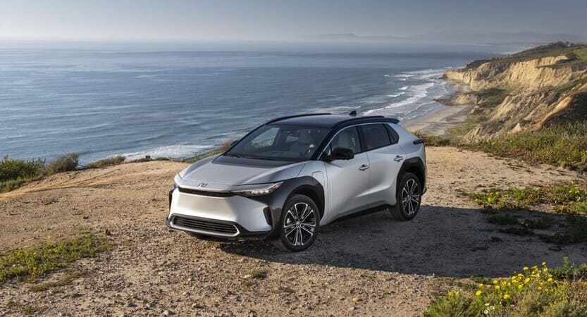 You are currently viewing Toyota bZ4X. Un patito feo al que se le puede tomar cariño