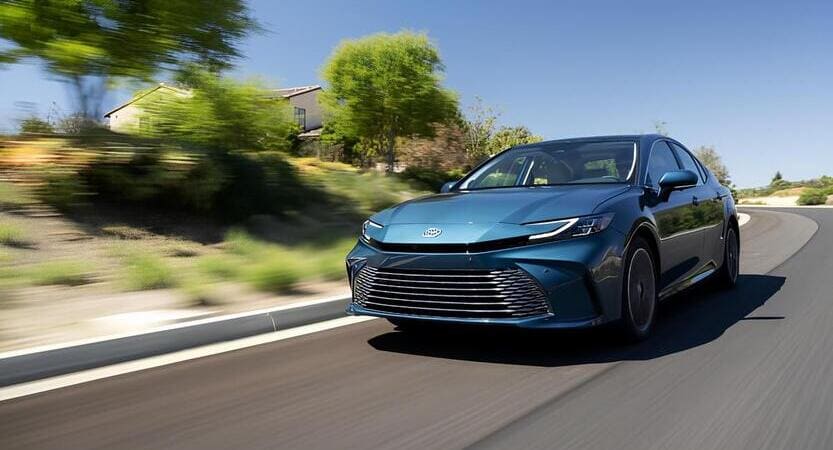 You are currently viewing Toyota Camry 2025. Vísteme despacio que voy de prisa.