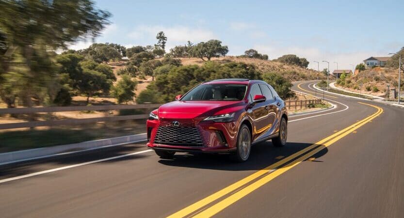 You are currently viewing Equilibrio entre rendimiento, eficiencia y comodidad: es el Lexus RX híbrido del 2025. 