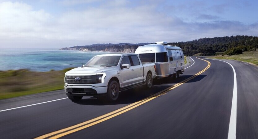 You are currently viewing Ford hace historia con la camioneta Lightning