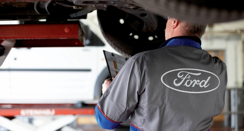 You are currently viewing Ford Anuncia Un Programa de Becas de $1 Millón para Apoyar a los Estudiantes que Siguen Carreras como Técnicos Automotrices