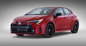 Read more about the article Toyota GR Corolla: ¿El salmón de los autos?