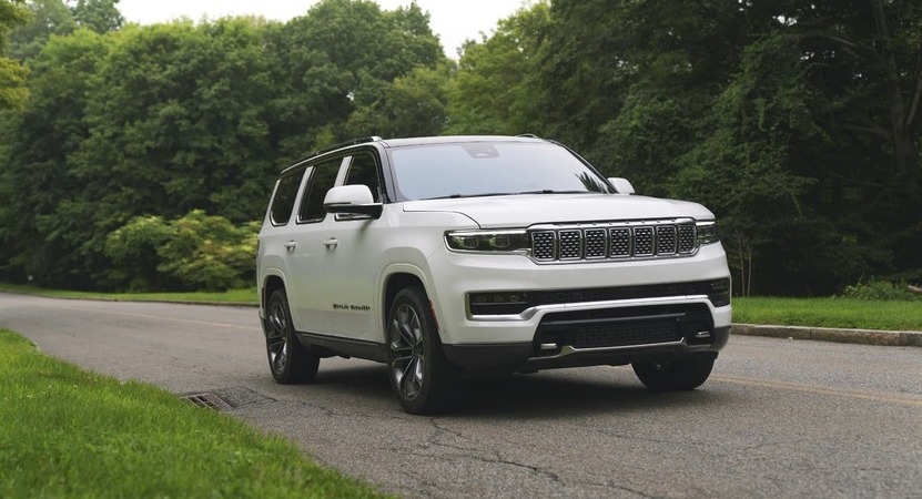 You are currently viewing Jeep Grand Wagoneer. Cuando el “Grand” nunca ha estado mejor empleado.